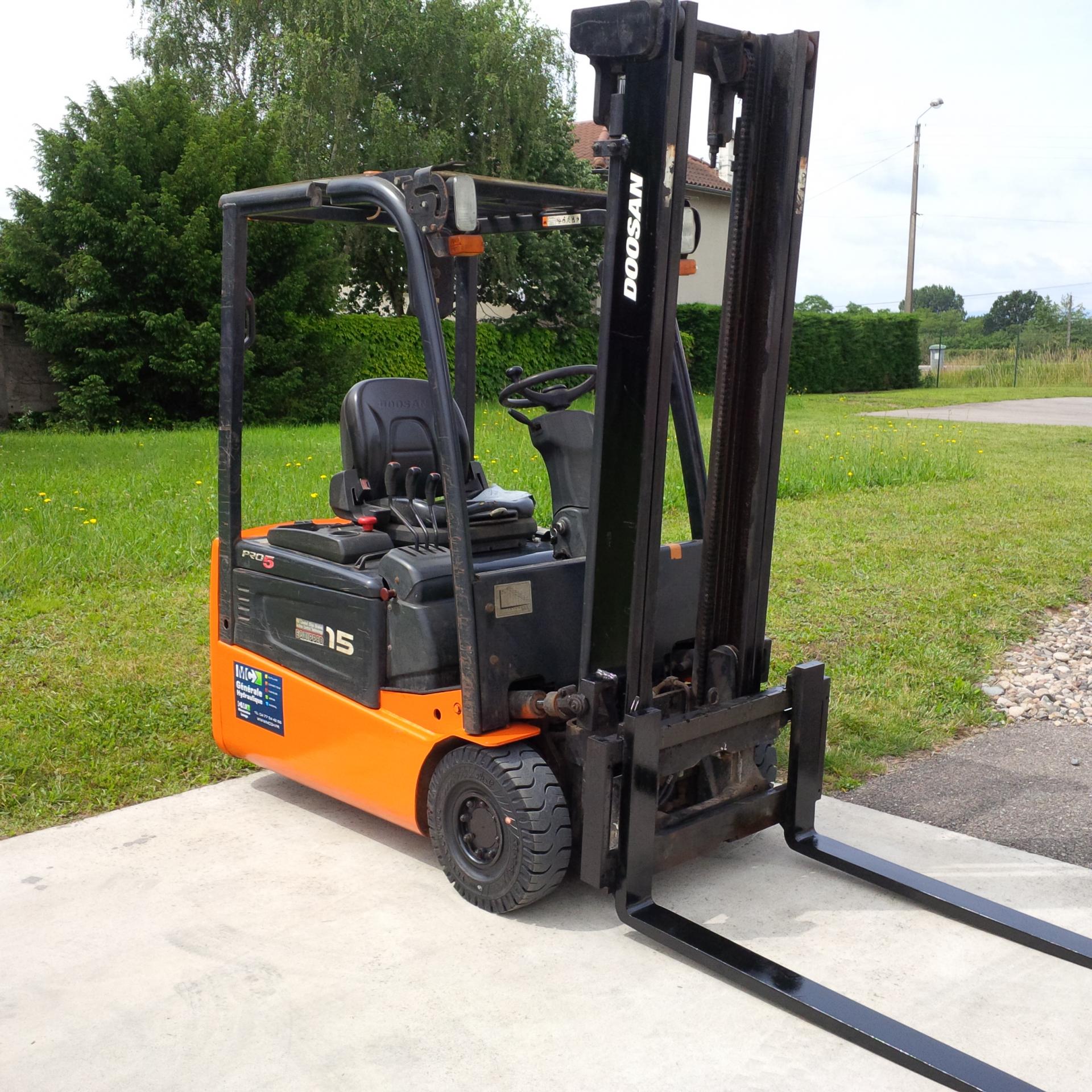 Révision d'un chariot électrique DOOSAN